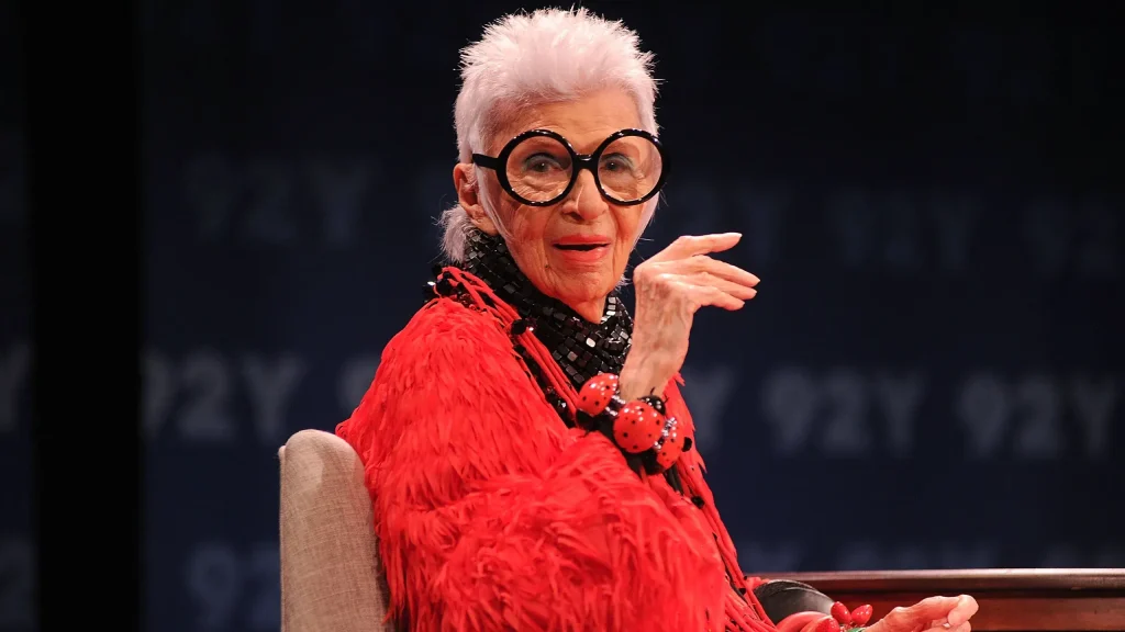 Iris Apfel celebrity Basic Black glasses